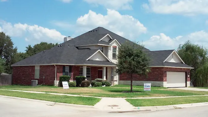 DV Roofing and Remodeling Picture 2