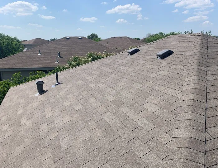 DV Roofing and Remodeling Picture 4