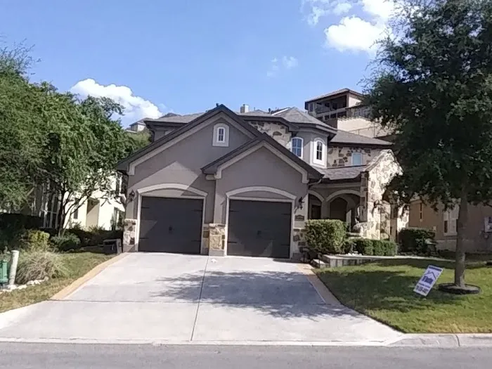 DV Roofing and Remodeling Picture 8