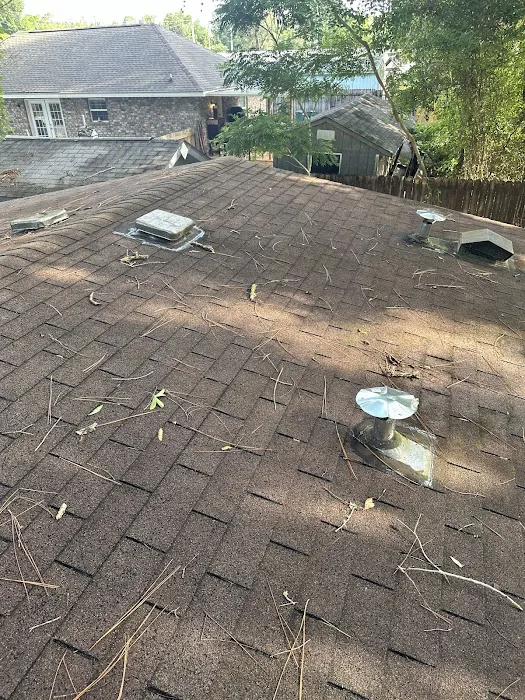 STORY & BLEICH Roofing Picture 7
