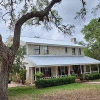 Hometown Roofing & Restoration ico