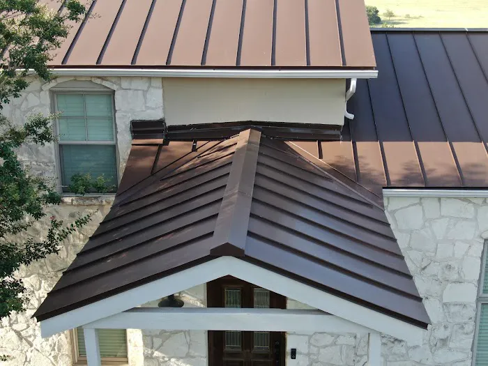 Hometown Roofing & Restoration Picture 4