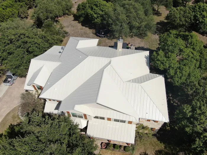 Hometown Roofing & Restoration Picture 7