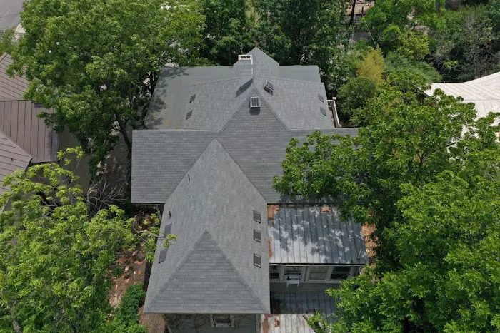 Juan Roofing Picture 2