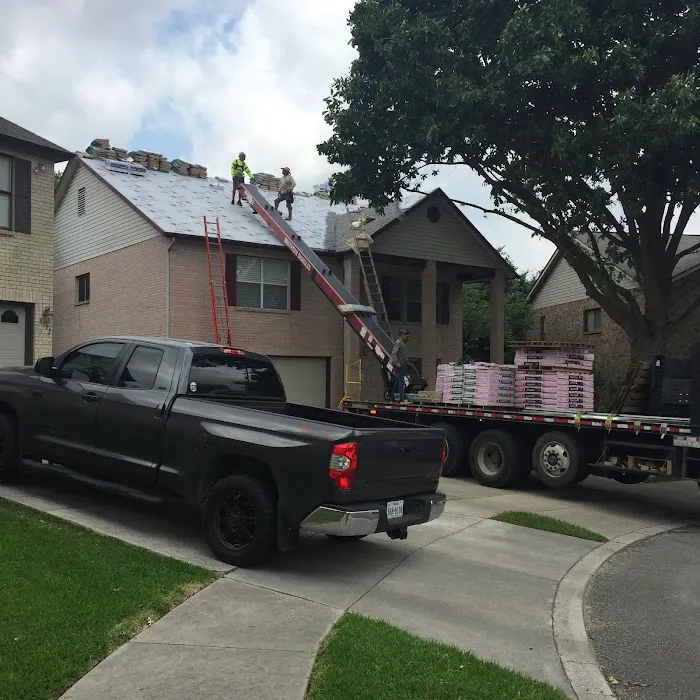 Yuras Roofing Company Picture 1