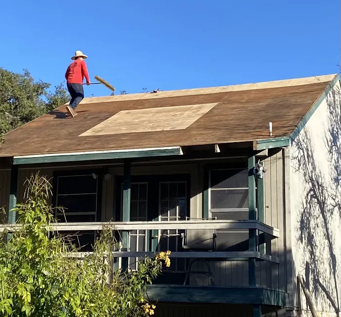Yuras Roofing Company Picture 6