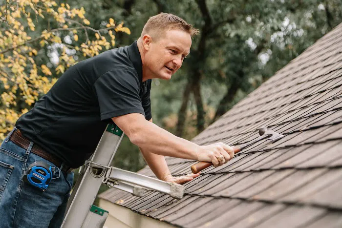 Yuras Roofing Company Picture 2