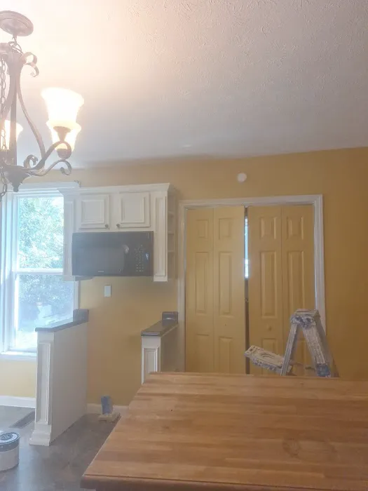 BERDUO MARTINEZ PAINTING LLC Picture 2