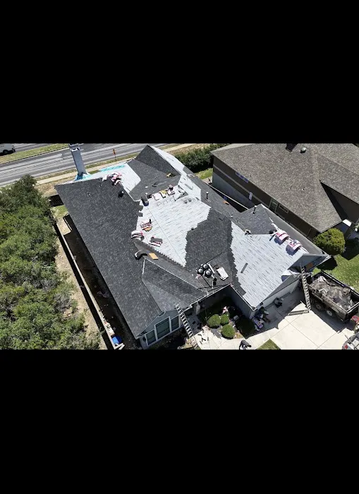 Crowne Roofing Of Texas Picture 4