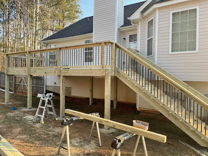 D & R Painting & Construction Picture 2