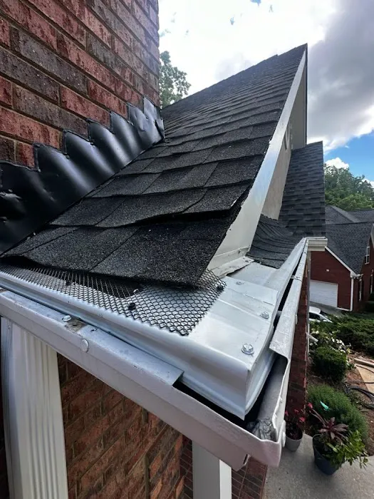 Summit Gutters Services Picture 2