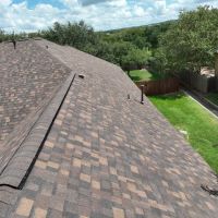 Premier Roofing and Contracting ico