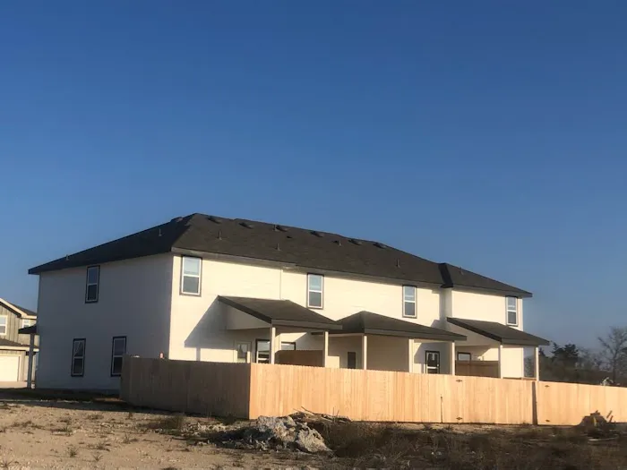 Radiant Roofing & Restoration Picture 5