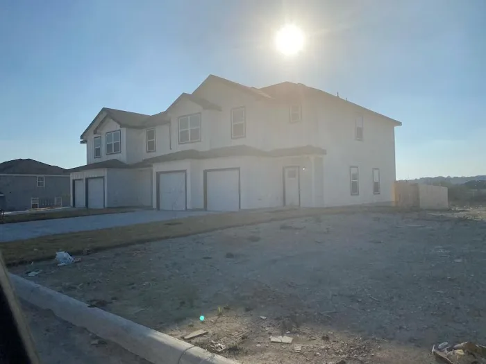 Radiant Roofing & Restoration Picture 6