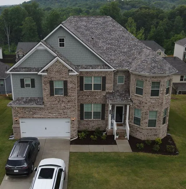 Premier Roofing & Construction Group Picture 10