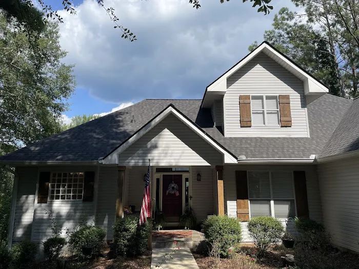 Raymond's Roofing LLC Picture 1
