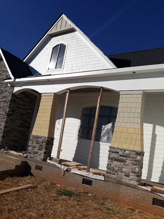 Carlyle Exteriors Picture 5