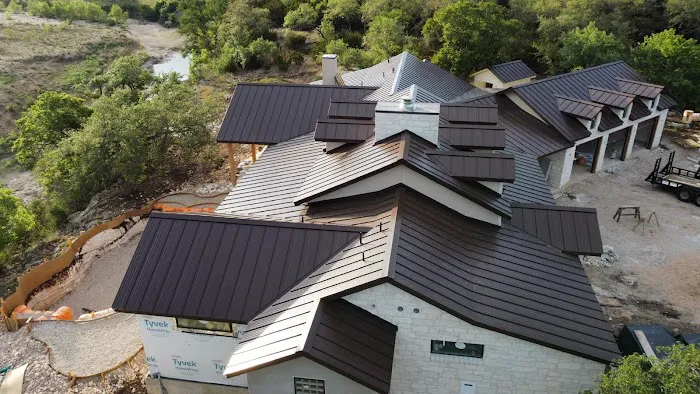 A&M Metal Roofing Innovations LLC Picture 2