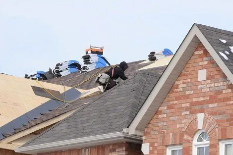 Loggins Roofing LLC Picture 4