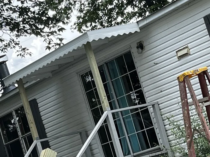 Todd's Siding & Awnings Picture 1