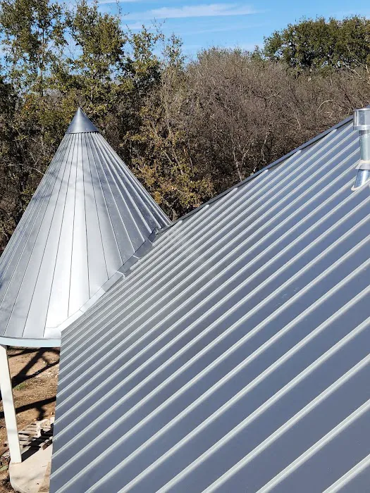 Wilson Roofing and Renovations Picture 2