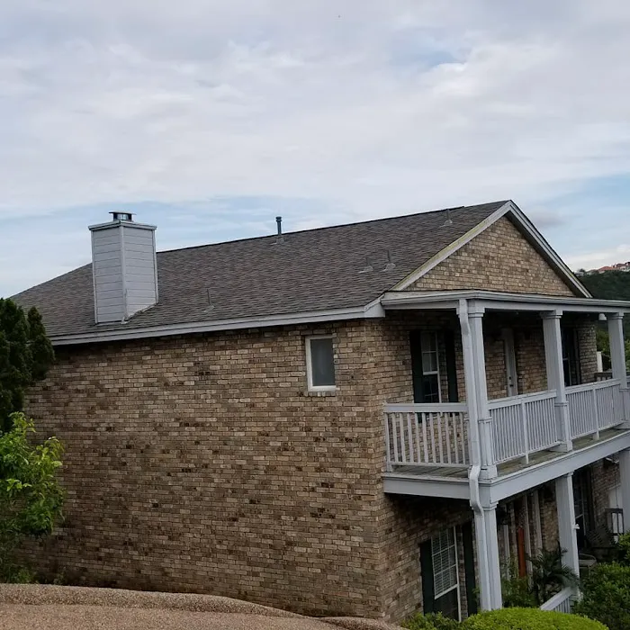 Wolf Roofing & Renovations Picture 10