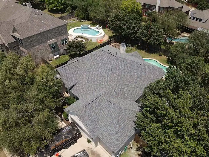 Wolf Roofing & Renovations Picture 5