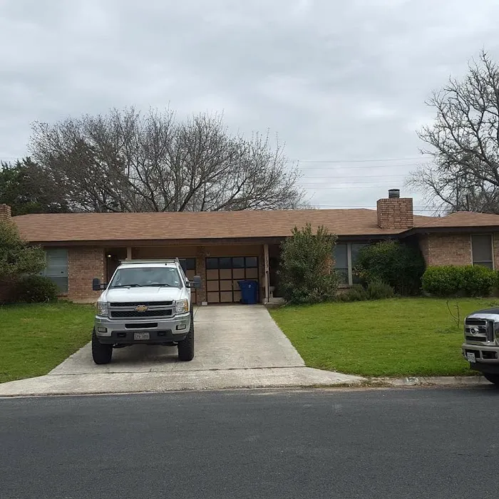 Wolf Roofing & Renovations Picture 6