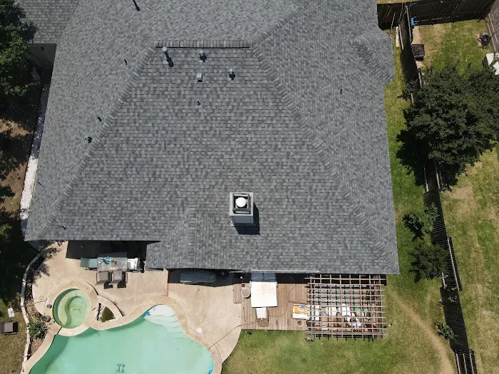Wolf Roofing & Renovations Picture 9