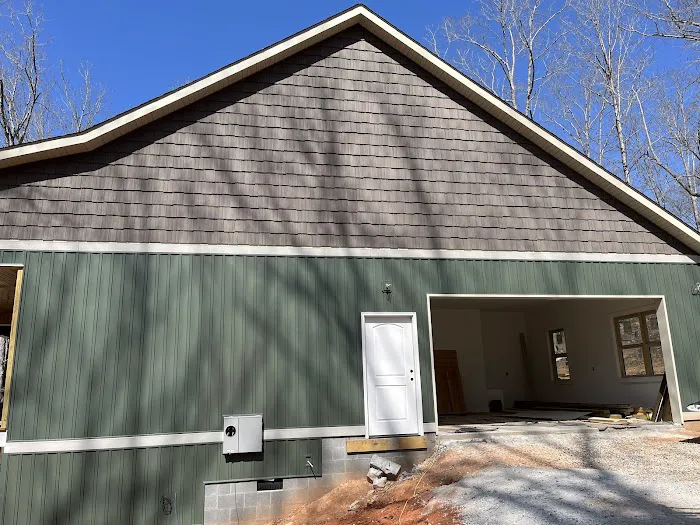 Grady's Siding & Windows Picture 6