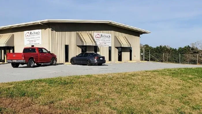 Richards Building Supply Picture 6