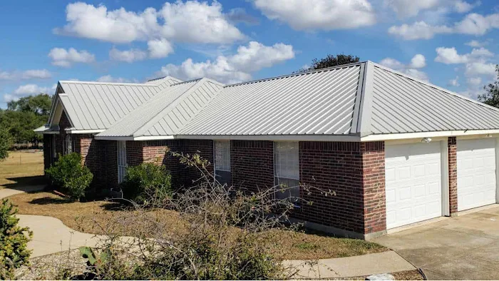 AAA Roofing & Gutters Picture 5