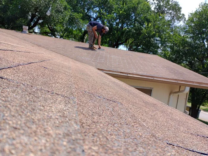 AAA Roofing & Gutters Picture 7