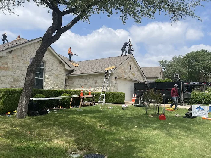 Altitude Roofing, LLC Picture 4
