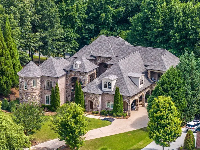Legacy Roofing & Exteriors Picture 4