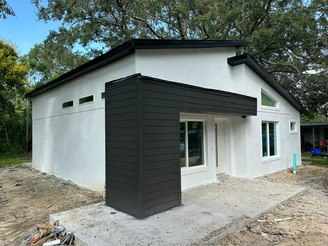 Invictus 12 Soffit, Fascia, Gutters & Exterior painting. Picture 1