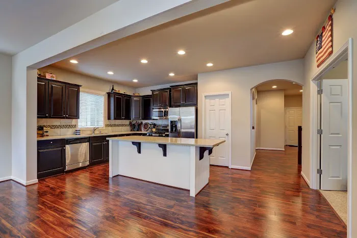 Johnson's Aluminum & Remodeling Inc. Picture 3