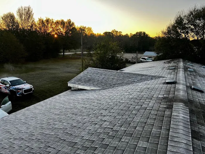 Bob & Jerry's Roofing Inc. Picture 3