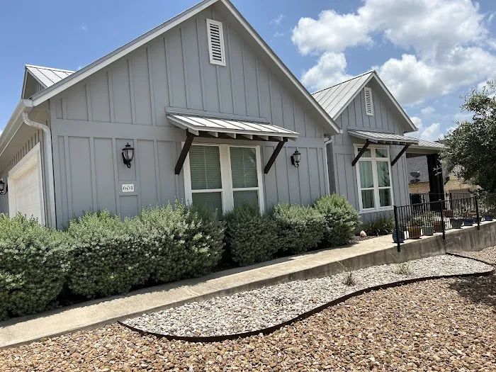 Papa Bear Roofing & Exteriors Picture 2