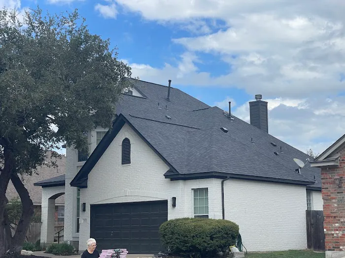 Papa Bear Roofing & Exteriors Picture 5