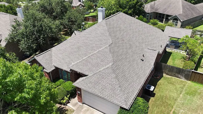 Willi Roofing Services Picture 2