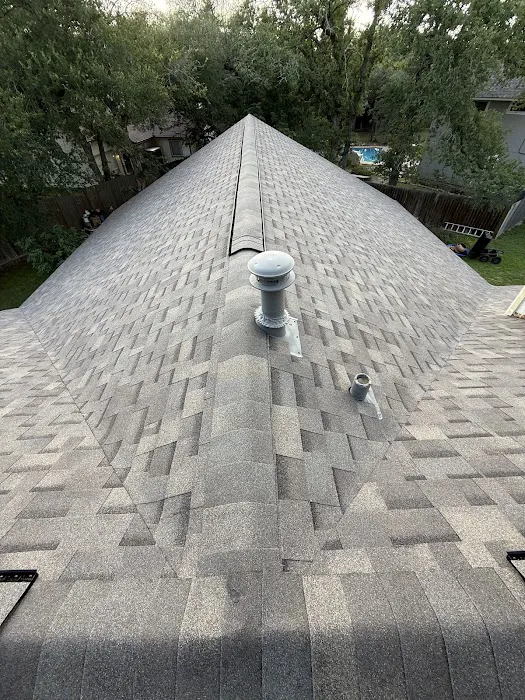 Acura Roofing Inc Picture 2