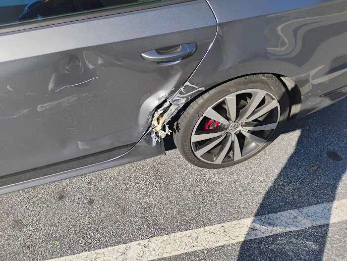Tri-State Collision Center Picture 7