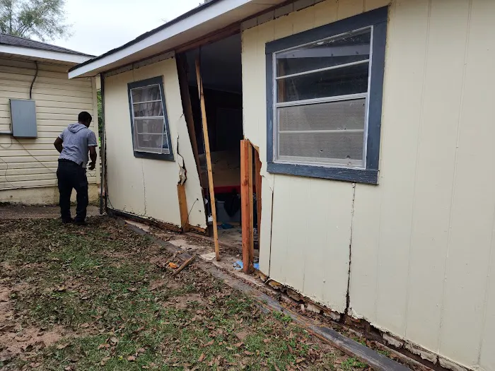 Mr Clifford L Ford Construction LLC Picture 1