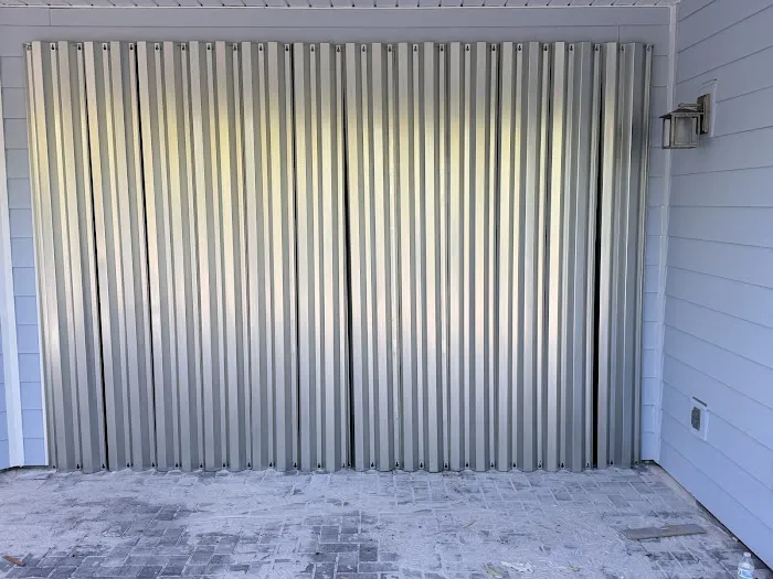 Royal Exteriors Picture 8