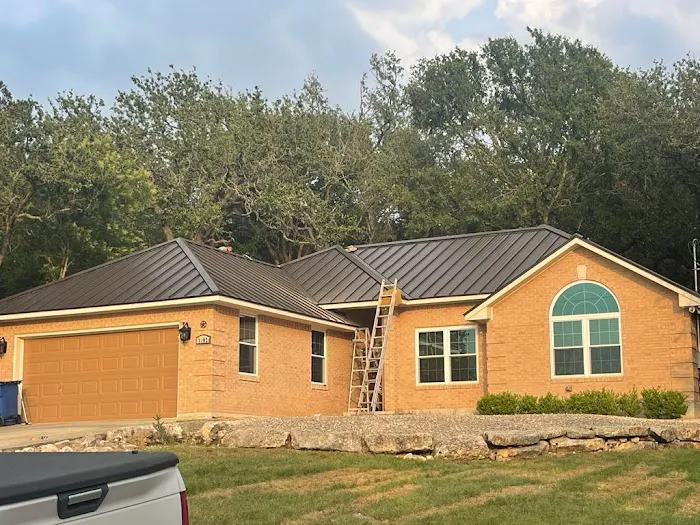 Salvador Roofing Services LLC Picture 5