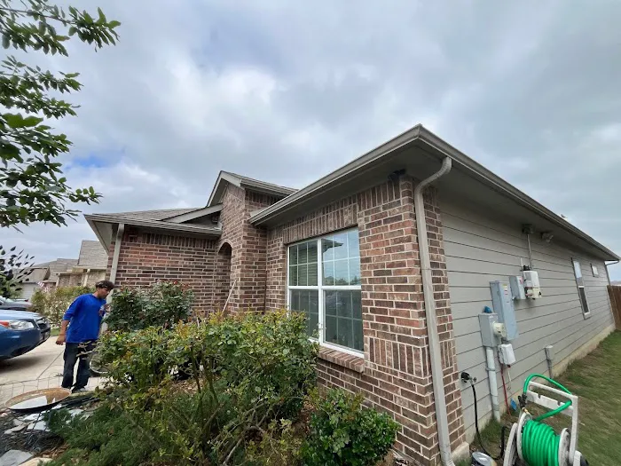 Salvador Roofing Services LLC Picture 8