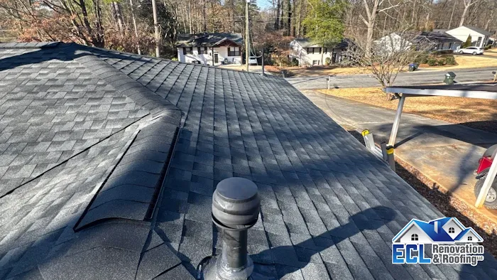 ECL Renovation & Roofing LLC Picture 4
