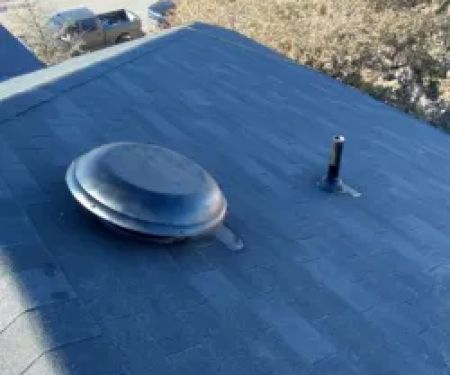 Saldana’s Roofing Contractor