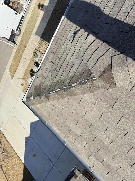 D & H Roofing Inc Picture 6